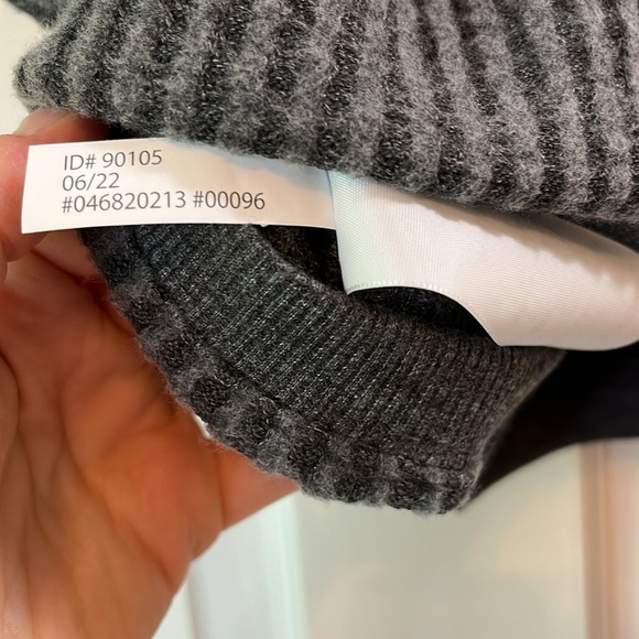 NWT UpWest Ribbed Cropped Sweater  Tank - Size Large - Picture 7 of 7